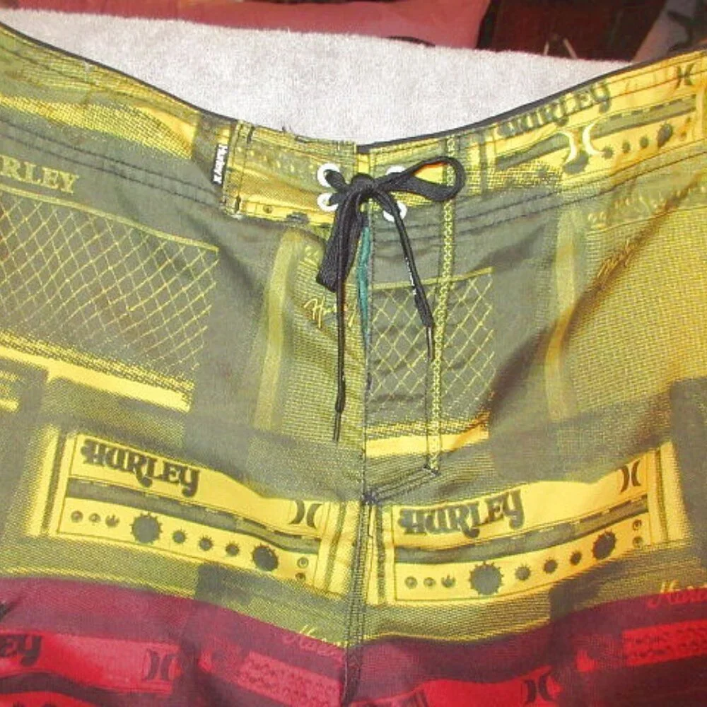 Hurley Rock Star Board Shorts Size 32 Psychedelic Swim Cargo Surfer Guitar Amp